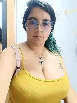  Angelinaandrade  online show from September 2025 01:21:02 AM