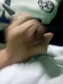 hotie7tvn online show from November 2025 04:45:02 PM