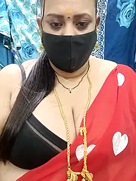 Snapshot of ashikaa_r chatting on October 2025 07:18:01 PM ashikaa r online show from October 2025 07:18:01 PM