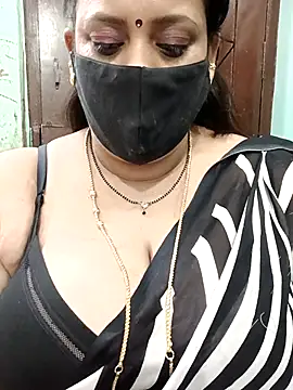 ashikaa r online show from November 2025 01:22:02 PM