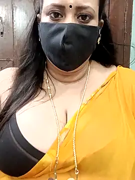 ashikaa r online show from December 2025 06:29:02 PM