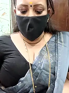 ashikaa r online show from December 2025 08:23:02 PM