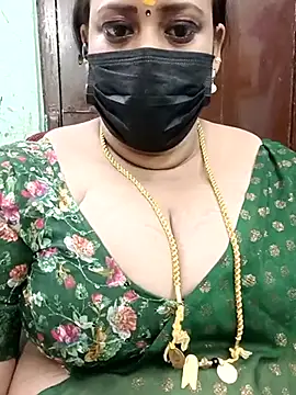 Snapshot of ashikaa_r chatting on March 2025 01:17:01 PM ashikaa r online show from March 2025 01:17:01 PM