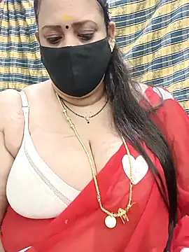 Snapshot of ashikaa_r chatting on October 2025 07:04:02 PM ashikaa r online show from October 2025 07:04:02 PM