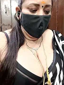 ashikaa r online show from March 2026 06:04:01 PM