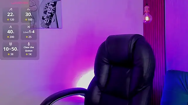 miah connor online show from October 2025 08:06:02 PM