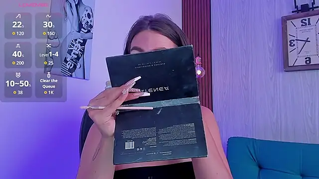 miah connor online show from October 2025 07:25:02 PM