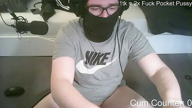 HornyTeenBoy64 online show from March 2026 01:24:01 PM