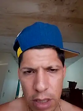 Alonsomadeira online show from May 2026 02:57:02 PM