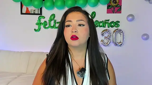 LiahDiaz online show from November 2025 08:53:01 PM