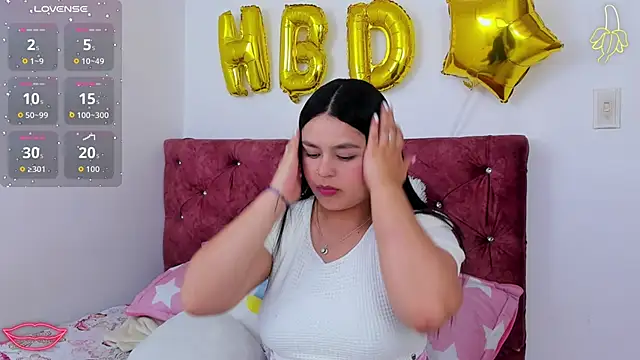 skyhotgirll online show from March 2026 07:37:01 PM