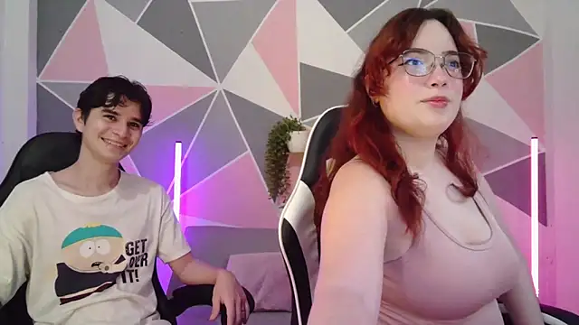 AndrewAnndCherry online show from April 2026 10:36:01 PM