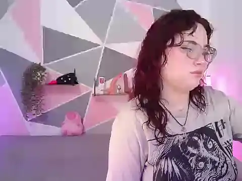 AndrewAnndCherry online show from February 2026 11:26:01 PM