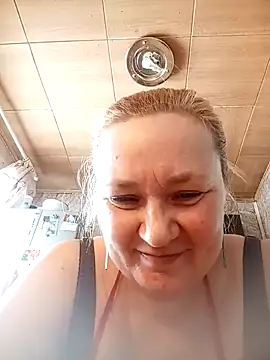 Snapshot of HelenaGlossX chatting on January 2025 08:30:01 AM HelenaGlossX online show from January 2025 08:30:01 AM