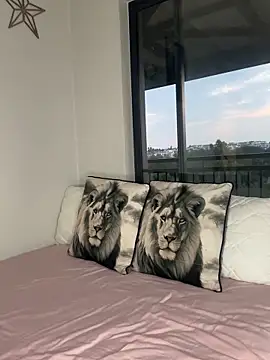 Dime-   online show from February 2026 04:53:02 PM