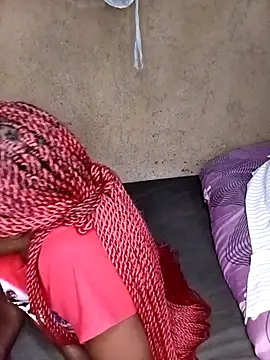 pretty prickle online show from December 2025 12:39:01 PM