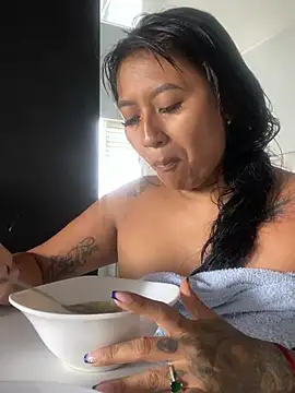 luisa16xxx online show from January 2025 09:29:01 PM