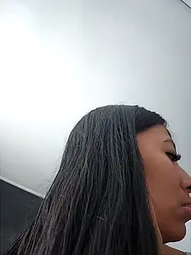 luisa16xxx online show from September 2025 08:35:02 PM