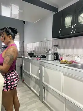 luisa16xxx online show from March 2025 09:15:01 PM