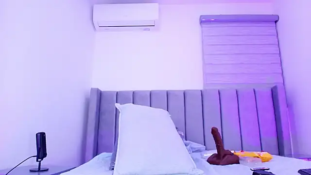 Brandhy v online show from March 2026 11:59:02 AM