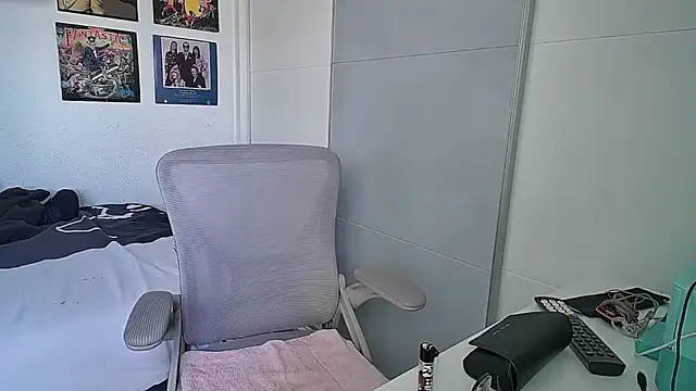 Marioo4k online show from March 2025 12:51:01 PM