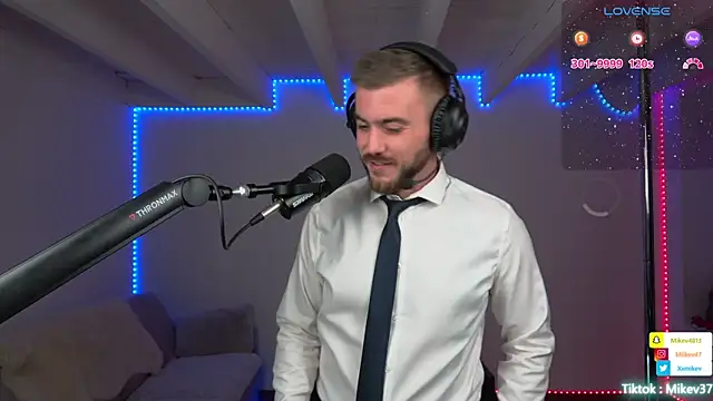 Mikev online show from March 2025 07:10:02 PM