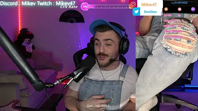 Snapshot of Mikev chatting on February 2026 07:12:01 PM Mikev online show from February 2026 07:12:01 PM