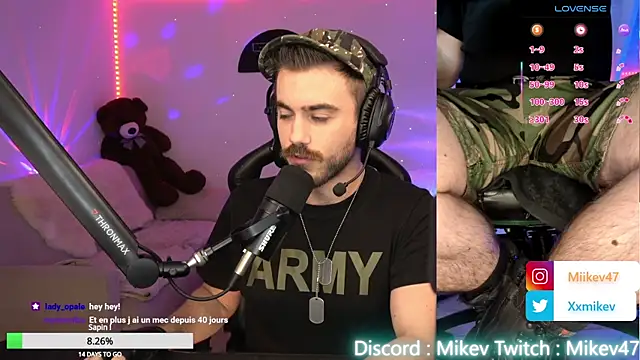 Mikev online show from November 2025 07:07:01 PM