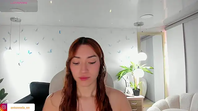  Antonnela  online show from February 2026 02:07:01 PM