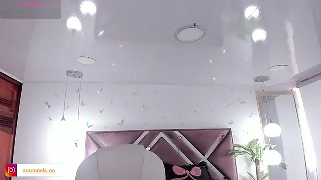  Antonnela  online show from December 2025 02:32:02 PM