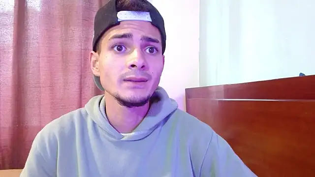 Snapshot of Jeffstyle18 chatting on February 2026 05:13:01 PM Jeffstyle18 online show from February 2026 05:13:01 PM