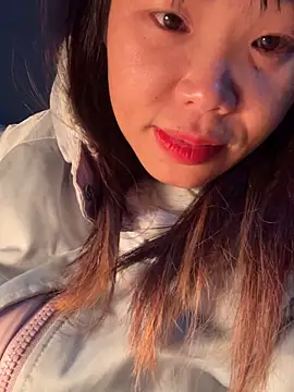 Laura8910 online show from December 2024 04:41:02 PM