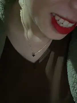 Laura8910 online show from March 2025 12:50:02 PM