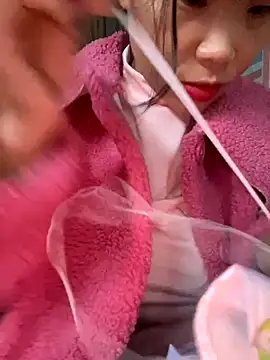 Laura8910 online show from October 2025 09:41:02 AM