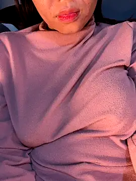 Laura8910 online show from December 2024 12:06:02 PM