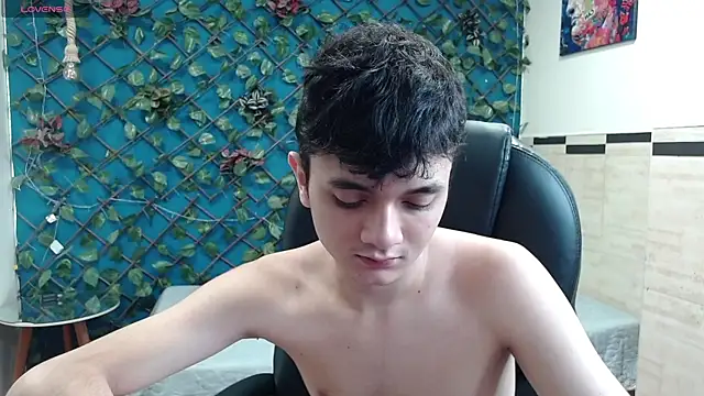Waturox online show from October 2025 07:22:02 PM
