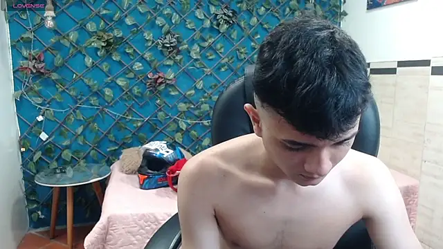 Waturox online show from November 2025 03:26:02 PM