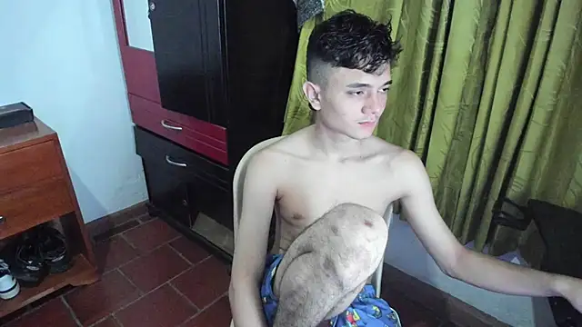 Waturox online show from December 2025 10:42:01 PM