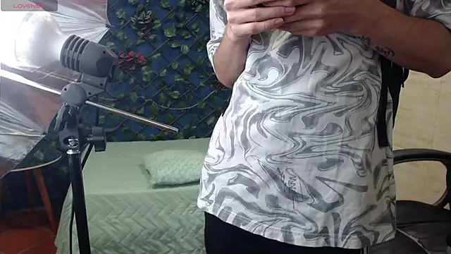 Waturox online show from February 2025 07:32:02 PM