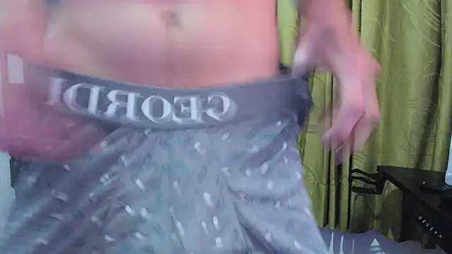 Waturox online show from November 2025 04:01:01 AM