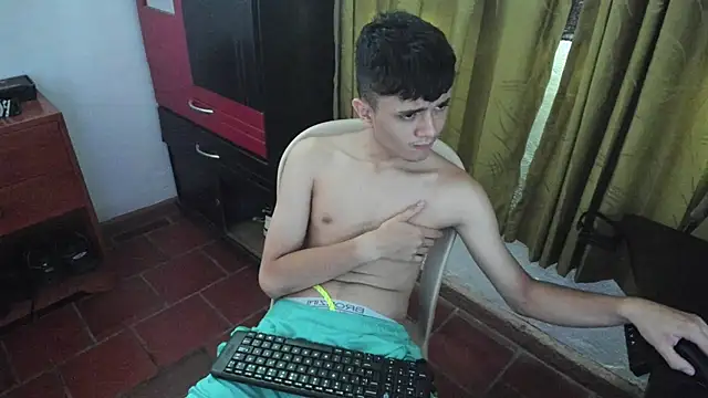 Waturox online show from November 2025 06:19:01 PM