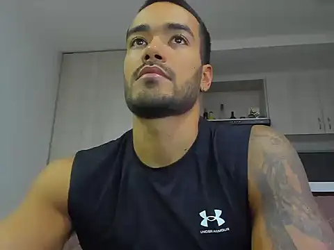 Snapshot of Alexander_Martines chatting on April 2026 11:42:02 PM Alexander Martines online show from April 2026 11:42:02 PM