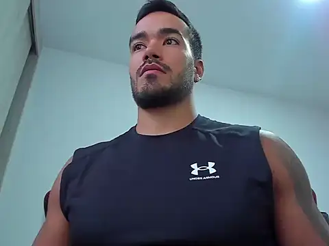 Snapshot of Alexander_Martines chatting on June 2026 10:47:01 PM Alexander Martines online show from June 2026 10:47:01 PM