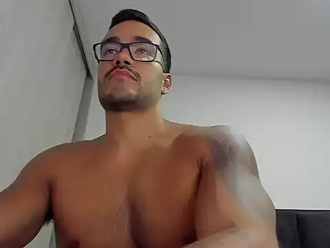 Snapshot of Alexander_Martines chatting on July 2026 11:41:02 PM Alexander Martines online show from July 2026 11:41:02 PM