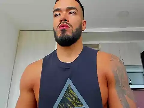 Alexander Martines online show from March 2026 02:43:01 PM