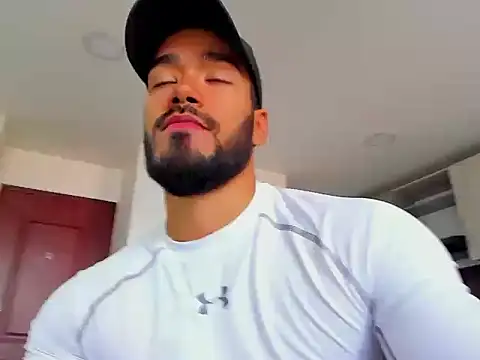 Snapshot of Alexander_Martines chatting on December 2025 08:10:02 PM Alexander Martines online show from December 2025 08:10:02 PM