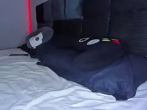 Alexander Martines online show from January 2026 02:05:02 AM