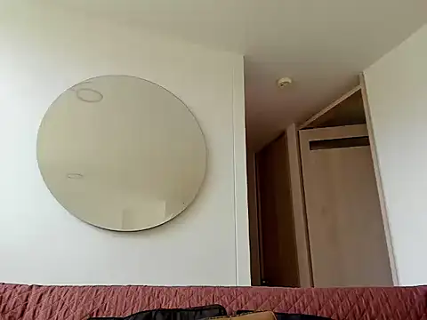 Snapshot of Alexander_Martines chatting on April 2026 09:21:02 PM Alexander Martines online show from April 2026 09:21:02 PM