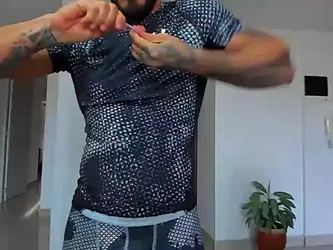 Alexander Martines online show from October 2025 09:23:02 PM