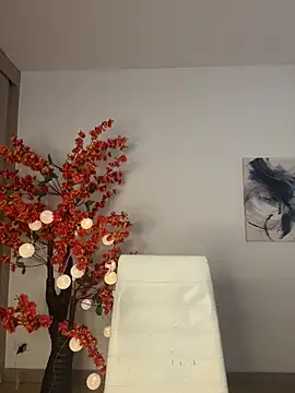 VictoriaHiill online show from February 2026 06:38:01 PM